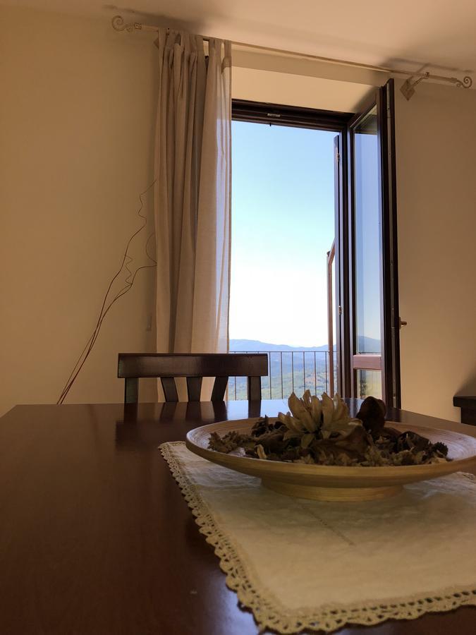 Pozzo Medievale 프리냐노 칠렌토 외부 사진